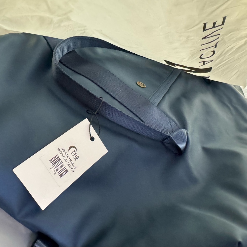 ZYIA Meridian Blue Weekend Duffel Bag NWT rare color!